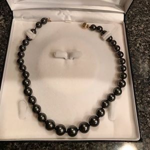 Women’s Black Hematite Necklace